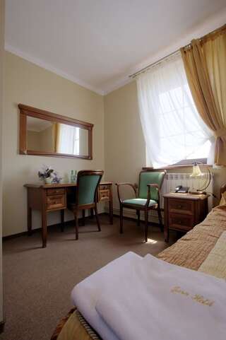 Курортные отели Resort Jura Крочице Стандартный двухместный номер с 1 кроватью-9