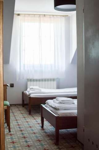 Курортные отели Resort Jura Крочице Двухместный номер эконом-класса с 2 отдельными кроватями-8